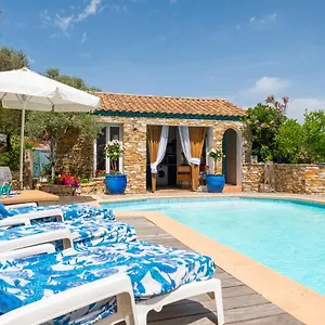  Appartement De Caractere Le Camelia, 56m², Dans Propriete Au Calme Avec Piscine By De Louise Et Sacha